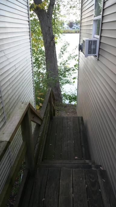 Queen Bed Beautiful Sunset W River View Fast Wifi Troy Exterior photo